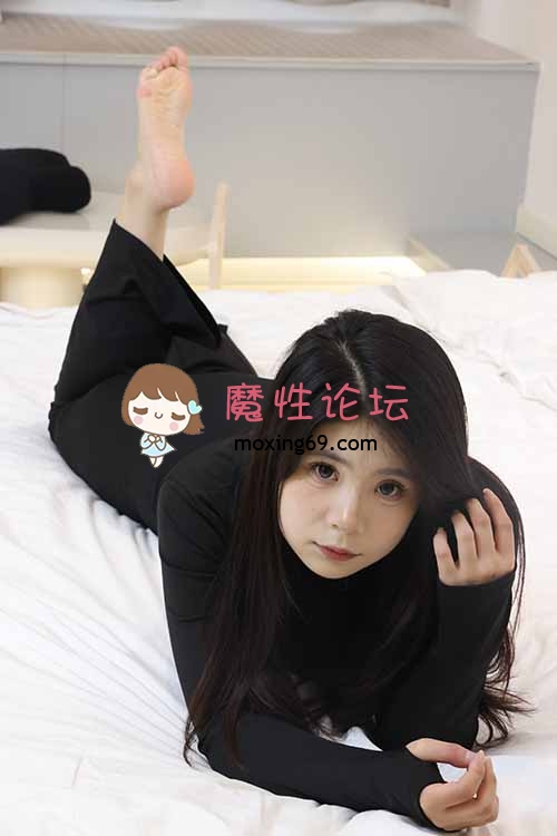 绮梦摄影-苏欣-超短裙白棉袜裸足美腿[787P1V 2.9G百度网盘] [-]