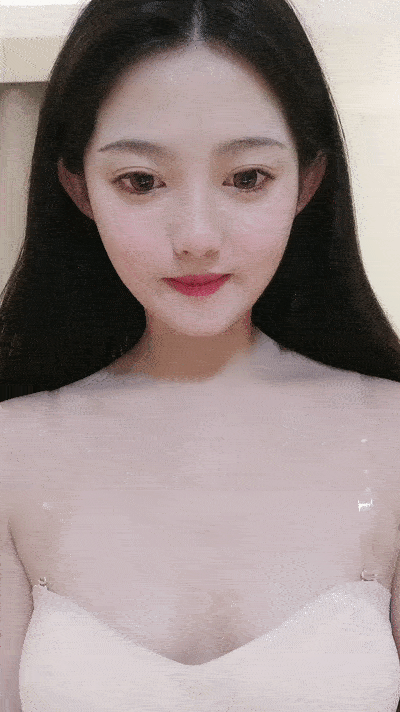 极品美御姐、美足足交，透着丝袜操逼 脸上浮现的表情，非常耐操，每次都要射里面才爽[2V 1475 MB] [BT] [-]