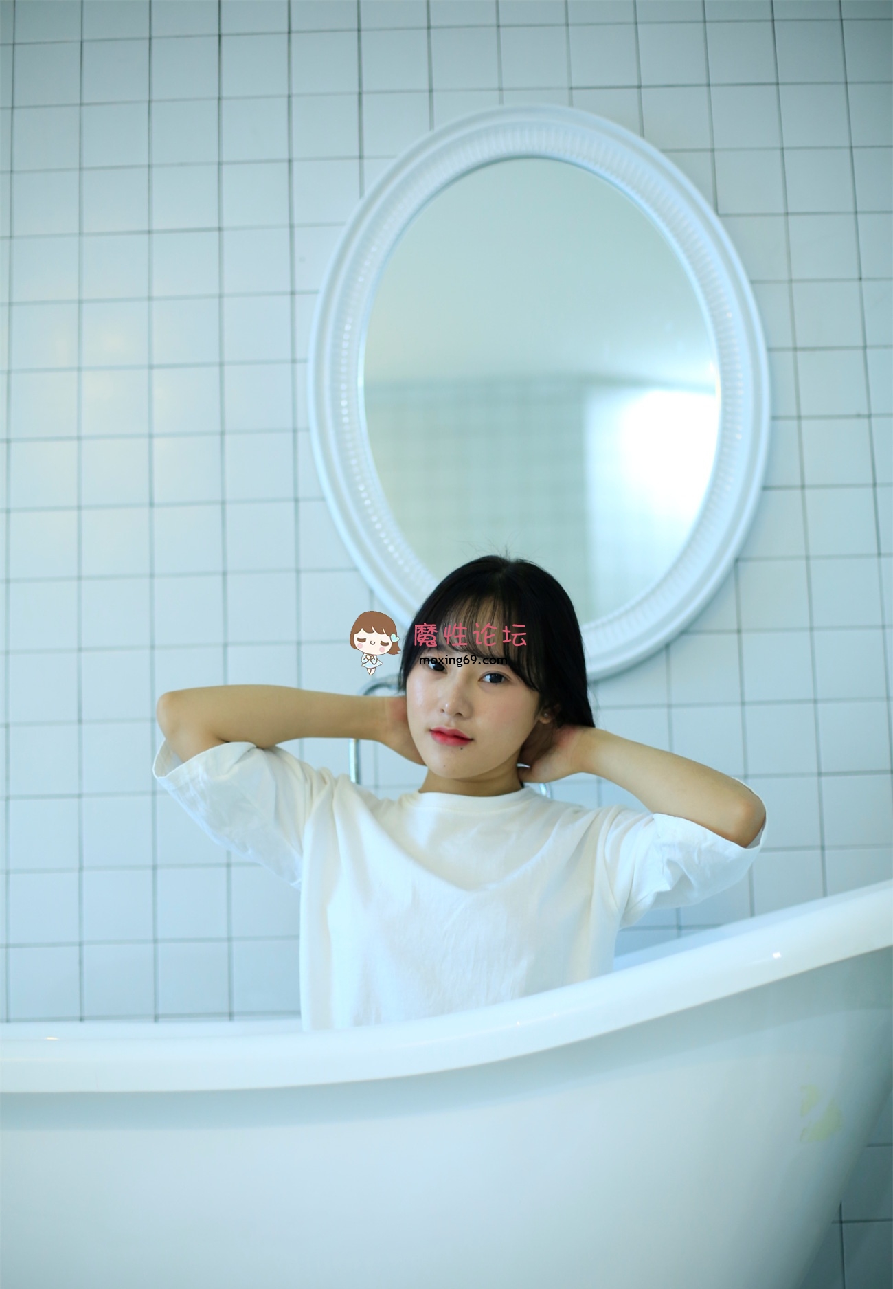 《重磅》极品闺蜜姐妹,街拍到私房大尺度 有露穴 超诱人《828P+4.87G/百度》 [几V多大-]