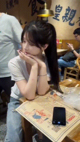 [度盘]抖音福利姬美女小屁大王/屁小六裸舞合集 [254v138p+4.06G] [几V多大-]