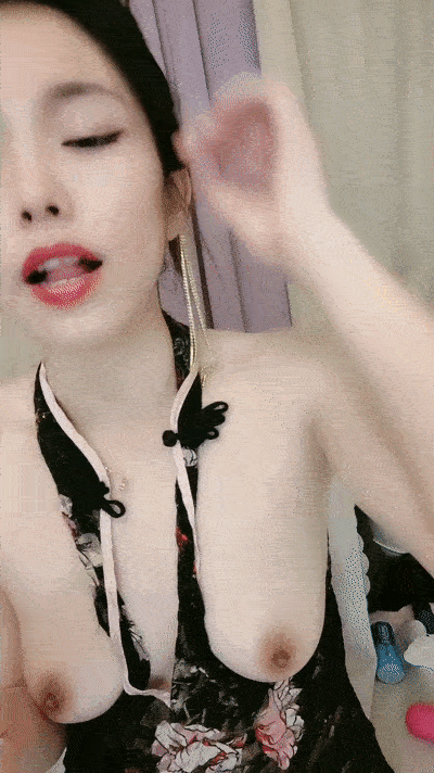 四川淫娃 -婉婉- ：啊啊啊老公，使劲~使劲干我~插我~啊啊啊老公的鸡巴好爽  [2V ] [BT] [-]