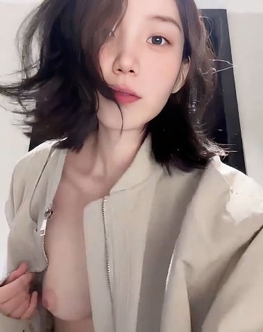 《優片》某某门事件》第429弹 浙江农林大学校花 吴梦鑫 被大佬攻略背着男友出来[2V 985 MB] [BT] [-]