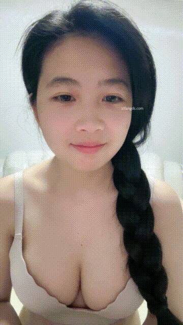 -极品模特般的女神，《泡芙》，真的是漂亮，明星脸，被退伍男友玩惨了，虽然穷但是床上功夫强啊 (1)[2V 5176 MB] [BT] [-]