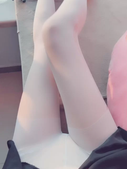 露露学妹秀足福利小合集❤️ [多v-557mb]