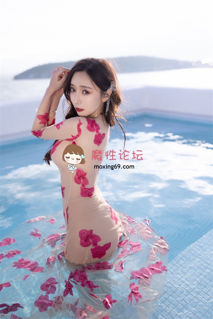 秀人网 王馨瑶 高价露脸 透视蕾丝极品黑森林 清晰露毛 [76P/1V/1.19G][百度盘] [-]