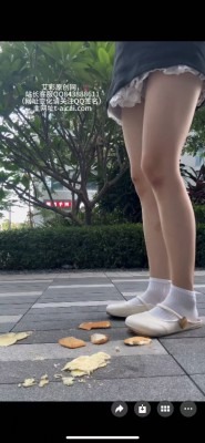 crush 新人女高 素人 两双鞋 aj户外定制 口水 脏鞋底  青春 [15分38秒]