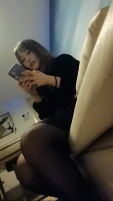 女王女主 [探店实拍]第一部，嗲音小姐姐的暴力踩踏！ [20分1秒]