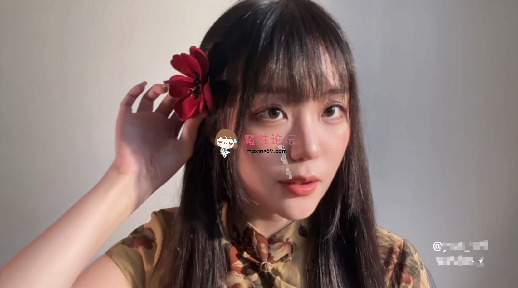 推特露脸福利姬！艺校活泼美女《玉米yum_707》VIP专享，开档丝袜手指自慰很[1V269M][BT] [-]