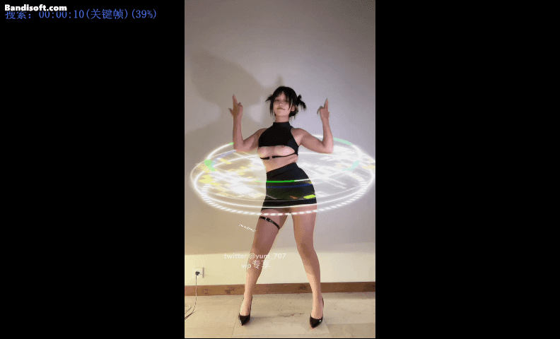 推特福利姬 玉米yum_707 裸舞自慰福利合集 10V/2.7G 迅雷 [几V多大-]