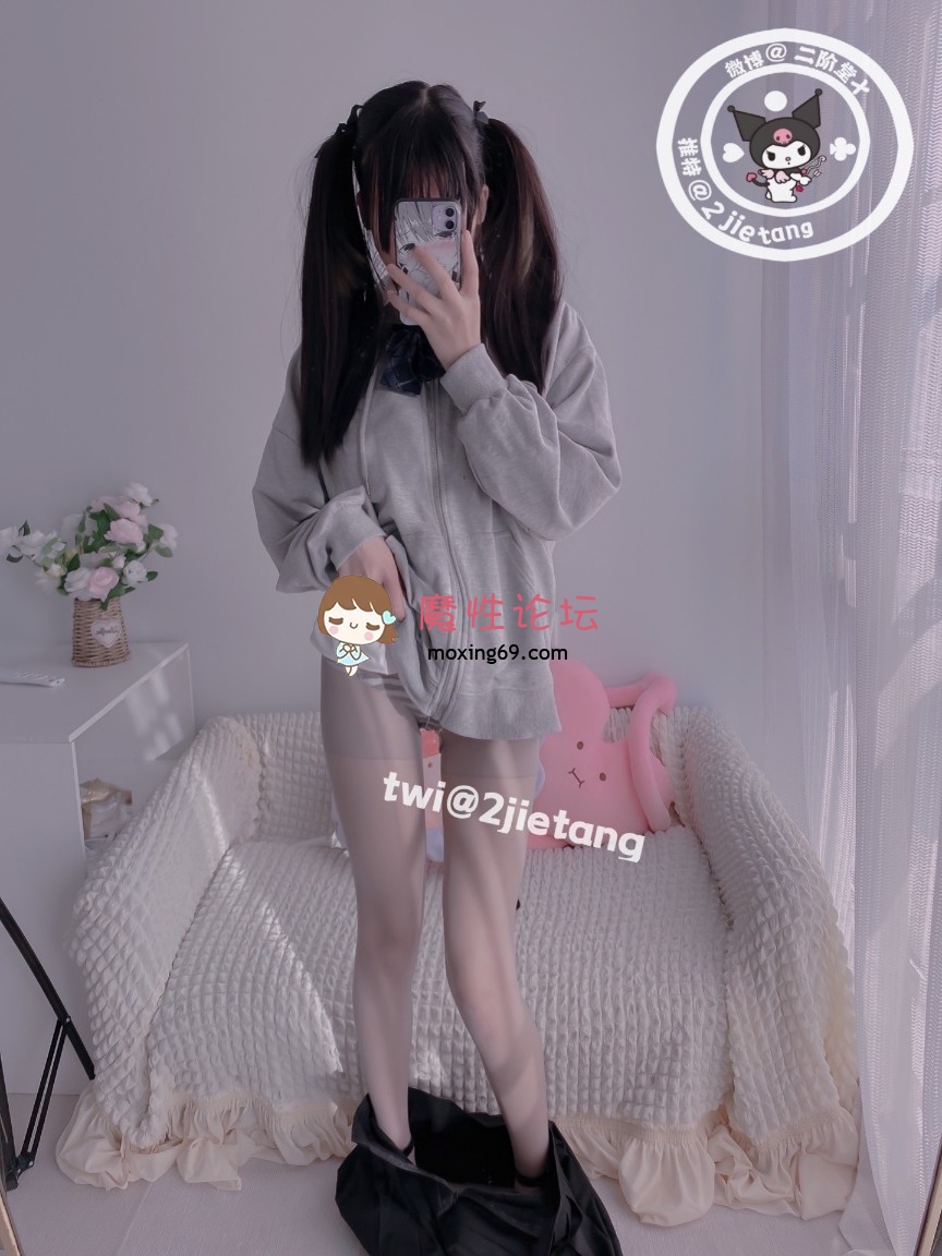 二阶堂(宅绘子) cos写真合集 29套 NVNP/3.26G 夸克云 [-]