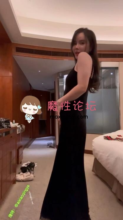 艾小青 - 酒店定制私拍  1V-435M  《百度云》 [-]