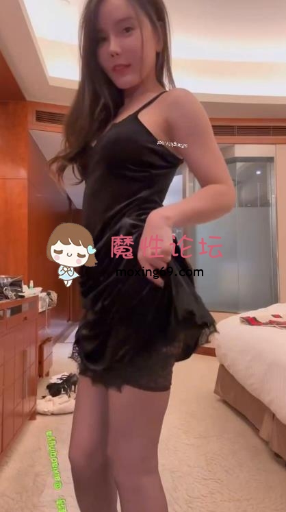 艾小青 - 酒店定制私拍  1V-435M  《百度云》 [-]