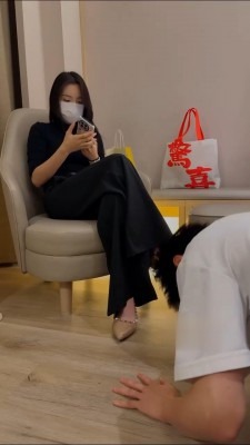 直播视频 《玥野兔》清理主人脏鞋底 [10分3秒]