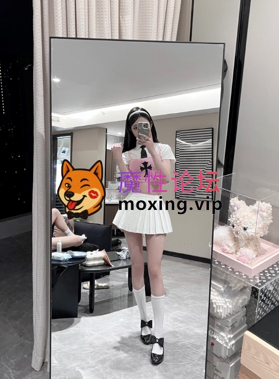 小巴达 推特小合集 53P+15V-117M  《百度云》 [-]