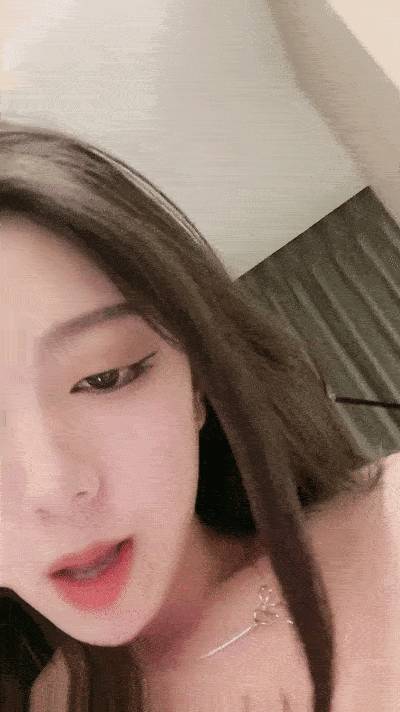 车模下海网红美女灵活舌头口活一流特殊视角怼穴骑乘位啪啪要高潮了屌插穴手指扣菊花[2V 1315 MB] [BT] [-]