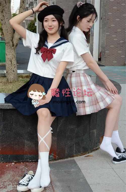 初夏女神-环环、安妮-超短裙棉袜裸足足秀[160P1V-1.11G百度网盘] [-]