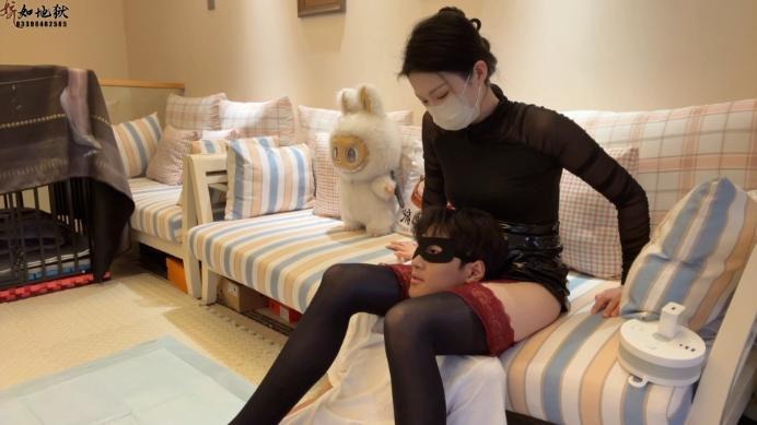 女王女主 吊带黑丝绞杀修空调维修小哥 [30分40秒]