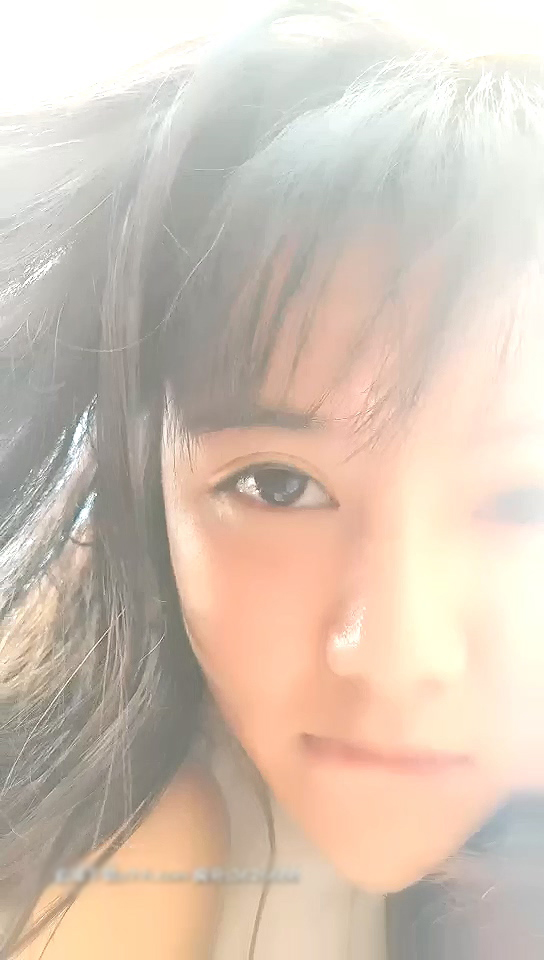 颜值学妹真空室外自慰，宽松大衬衣光着屁股跳弹塞逼里自慰，室内口交大哥的大鸡巴，被猛男爆草蹂躏浪叫不止[2V 1675 MB] [BT] [-]