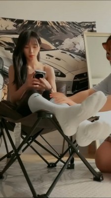 直播视频 《暴主》母狗下跪伺候 [22分3秒]