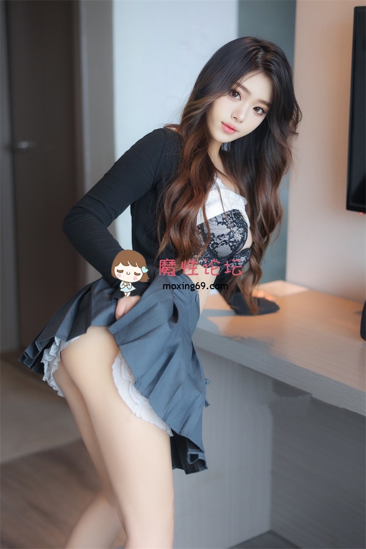 秀人网 高颜值美女蛋蛋宝大尺度作品 三点全漏 极品奶子肥鲍鱼 [88P/4V/1.2G][百度盘] [-]