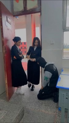 直播视频 《苏御大人》校园暴力 [28分37秒]