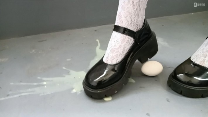 crush lo鞋踩鸡蛋饼干 [6分0秒]