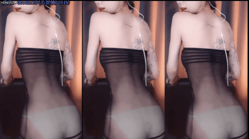 CC丨苏曼 露脸露点裸舞 抖胸舞 大摆锤 口交阳具 顶B 5V/1G UC+迅雷 [几V多大-]