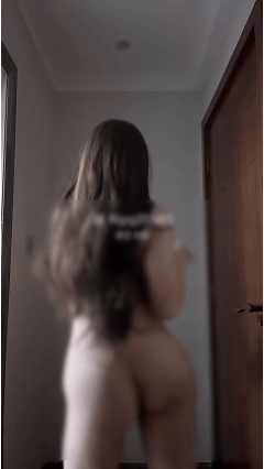 极品反差舞蹈老师 刚子 11月动感顶B裸舞 专业动感起飞《6V+560M/百度》 [-]