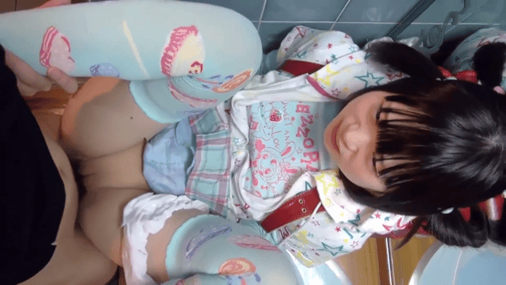 双马尾才是最好的方向盘，二次元cose白丝双马尾小萝莉嫩妹,JK,洛丽塔视频合集《114V73.5G》 [114V73.5G 总时长：30:00:00</strong><strong>【下载方式】: 度盘</strong><strong>【有无打码】: 有码</strong><strong>【分辨率】: 高清</strong><strong>【标签】: 白丝双马尾小萝莉嫩妹JK,洛丽塔</strong><strong>日系的那几个视频只是看着长得小，实际已成年！！！</strong>-]