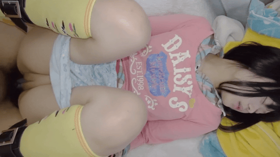 双马尾才是最好的方向盘，二次元cose白丝双马尾小萝莉嫩妹,JK,洛丽塔视频合集《114V73.5G》 [114V73.5G 总时长：30:00:00</strong><strong>【下载方式】: 度盘</strong><strong>【有无打码】: 有码</strong><strong>【分辨率】: 高清</strong><strong>【标签】: 白丝双马尾小萝莉嫩妹JK,洛丽塔</strong><strong>日系的那几个视频只是看着长得小，实际已成年！！！</strong>-]