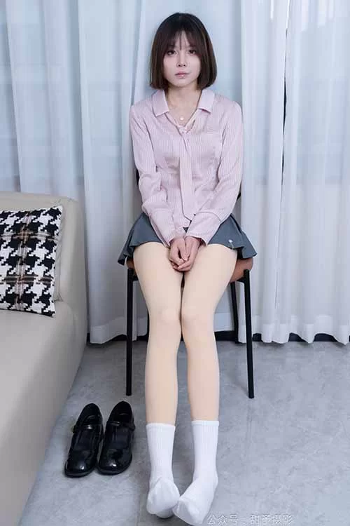 甜予摄影-珞珞-超短裙白棉袜、厚肉丝[130P1V-1.83G百度网盘] [130p1v-1.83g]