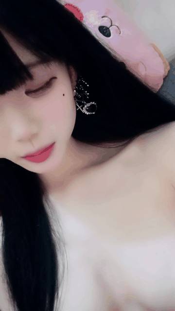 女神终于露脸了樱川绘子全身尤物逼都被操翻了[2V 6073 MB] [BT] [-]