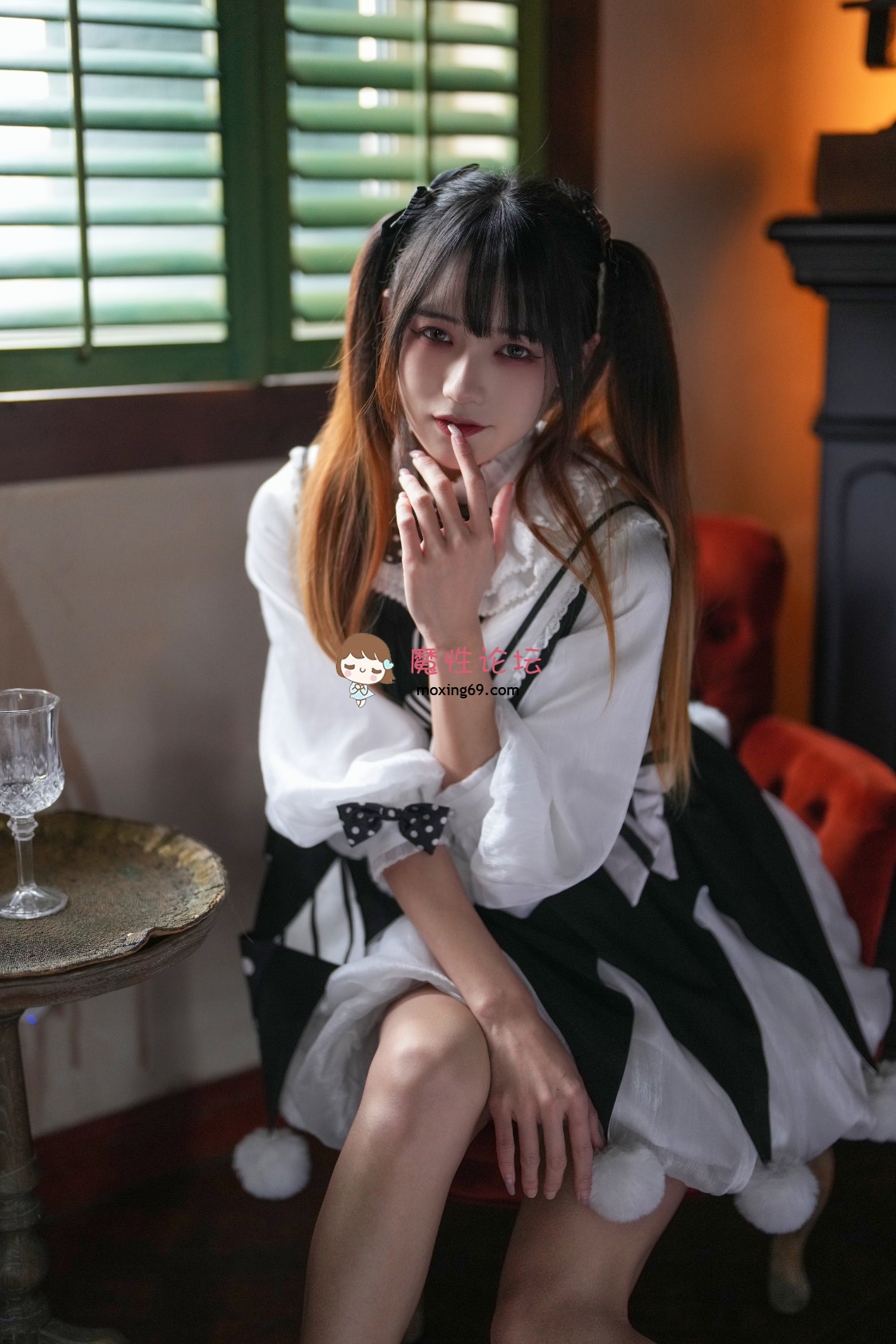 兔子Zzz不吃胡萝卜-怪盗魔术师 31P/368M 夸克 [-]