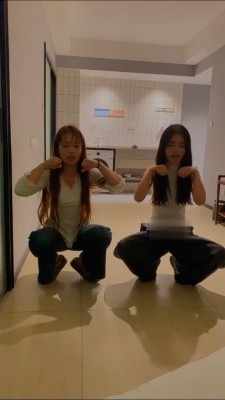 直播视频 《南烟》指导洗头小妹虐母狗 [31分2秒]