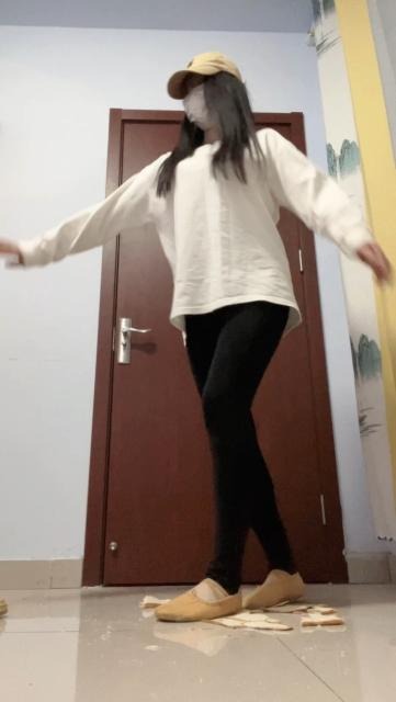 crush 专业舞蹈生练舞踩面包 [17分29秒]