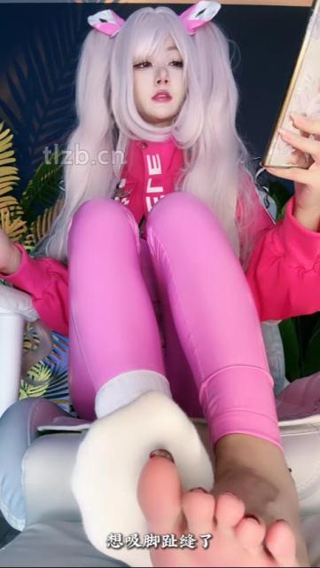 crush 《GTS-POV福利》永远无法从巨大皮装少女的跨下逃脱《白袜+唾液+臀+女女+足》3合1 [36分12秒]