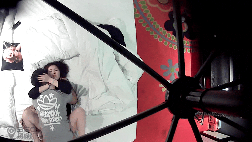 《重磅》360水滴摄像头酒店偷拍系列 001-446 精选合集《87V+49G/百度》 [87V49G-]