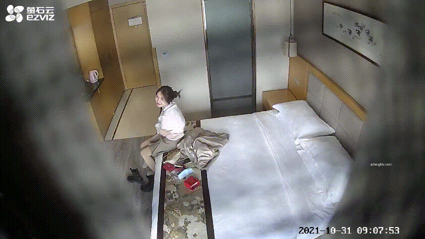 《酒店偷拍》极品妹子高颜值好身材筛选整理合集[56V79G][百度盘] [-]