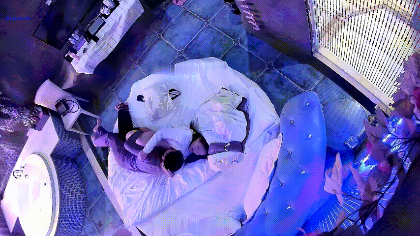 《酒店偷拍》极品妹子高颜值好身材筛选整理合集[56V79G][百度盘] [-]