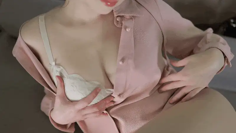 雪晴Astra_肉丝通勤OL [71P+1V] [71P+1V-1.4g]