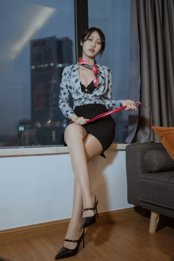 不呆猫_空姐套装 [66P+1V] [66P+1V-1.8g]