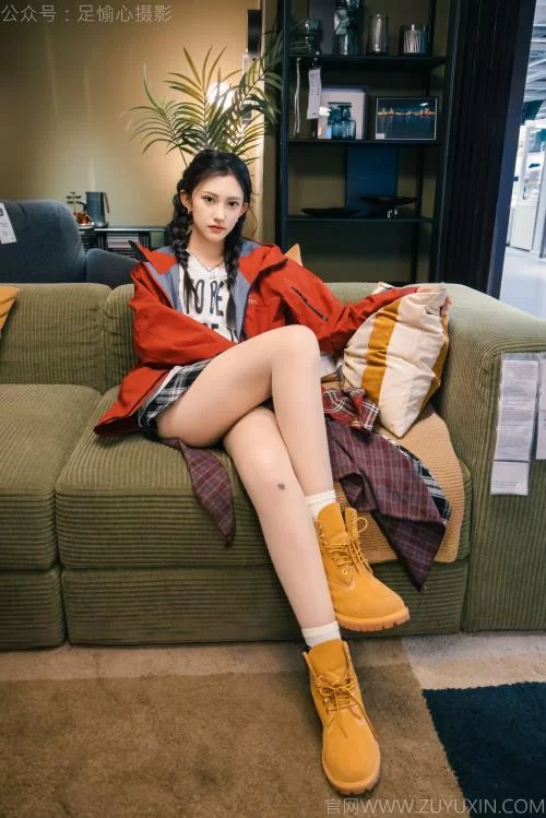 足愉心-可乐-超短裙肉丝棉袜美腿[120P+1V／1.5G百度网盘] [120p1v-1.5GB]