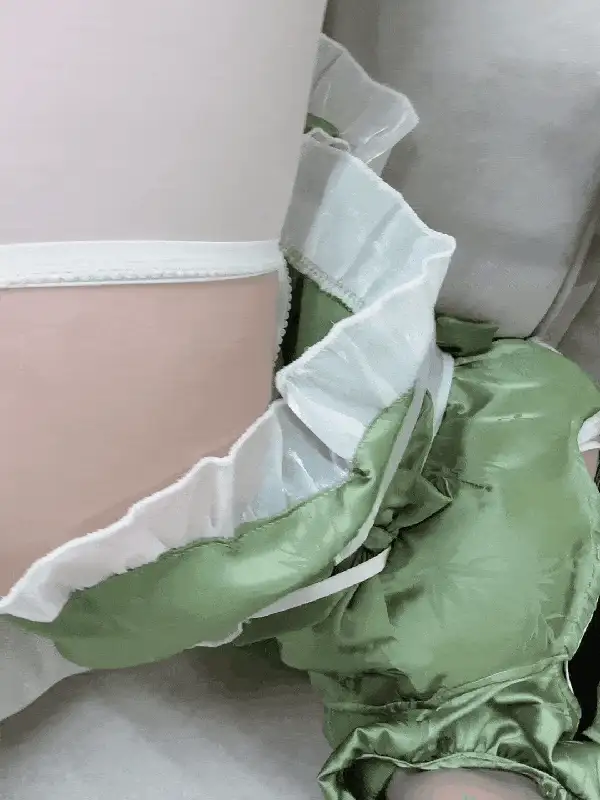 清水由乃_荷叶粽 [35P+1V] [35P+1V-260m]