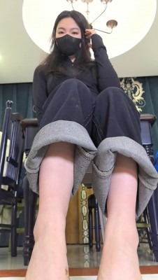 crush 《ToKNai》大码高颜值新人177-Ada-裸足初踩土鳖虫 [24分21秒]