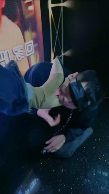 直播视频 《文文文文》KTV-陪酒小妹虐 [17分35秒]