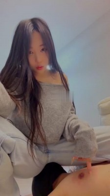 直播视频 《缈缈》物化人体擦鞋器 [42分54秒]