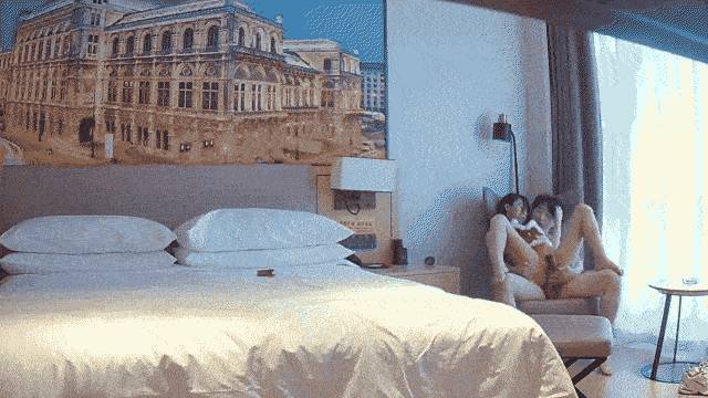 《zhuodetwi探花》推特大神酒店约炮_211大三校花反差学生妹，今天你是我的小麋鹿，娇小苗条被操遍了酒店的每个角落，嗷嗷叫好爽[2V 402 MB] [BT] [-]