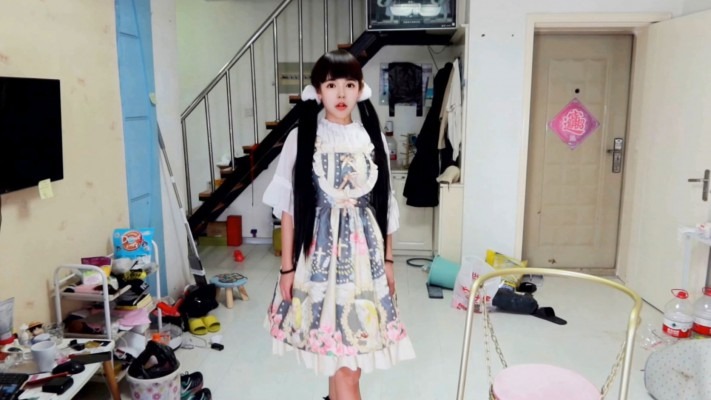 女王女主 《芊芊》第一人称臭鞋羞辱前男友 [41分0秒]