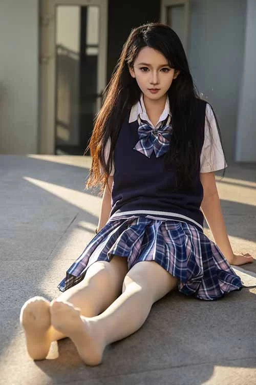 足愉心-果酱-JK制服超短裙黑丝美腿诱惑[109P+1V／1.1G百度网盘] [109p1v-1.1GB]