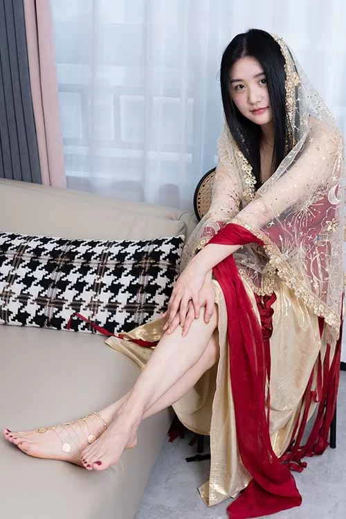 甜予摄影-澜澜-古风凉鞋、裸足美腿 [138P1V-1.8G百度网盘] [138p1v-1.8GB]